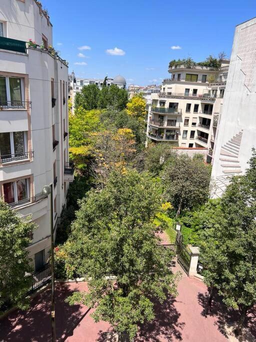 شقة Studio A Deux Pas De Paris لوفالوا بيريه المظهر الخارجي الصورة